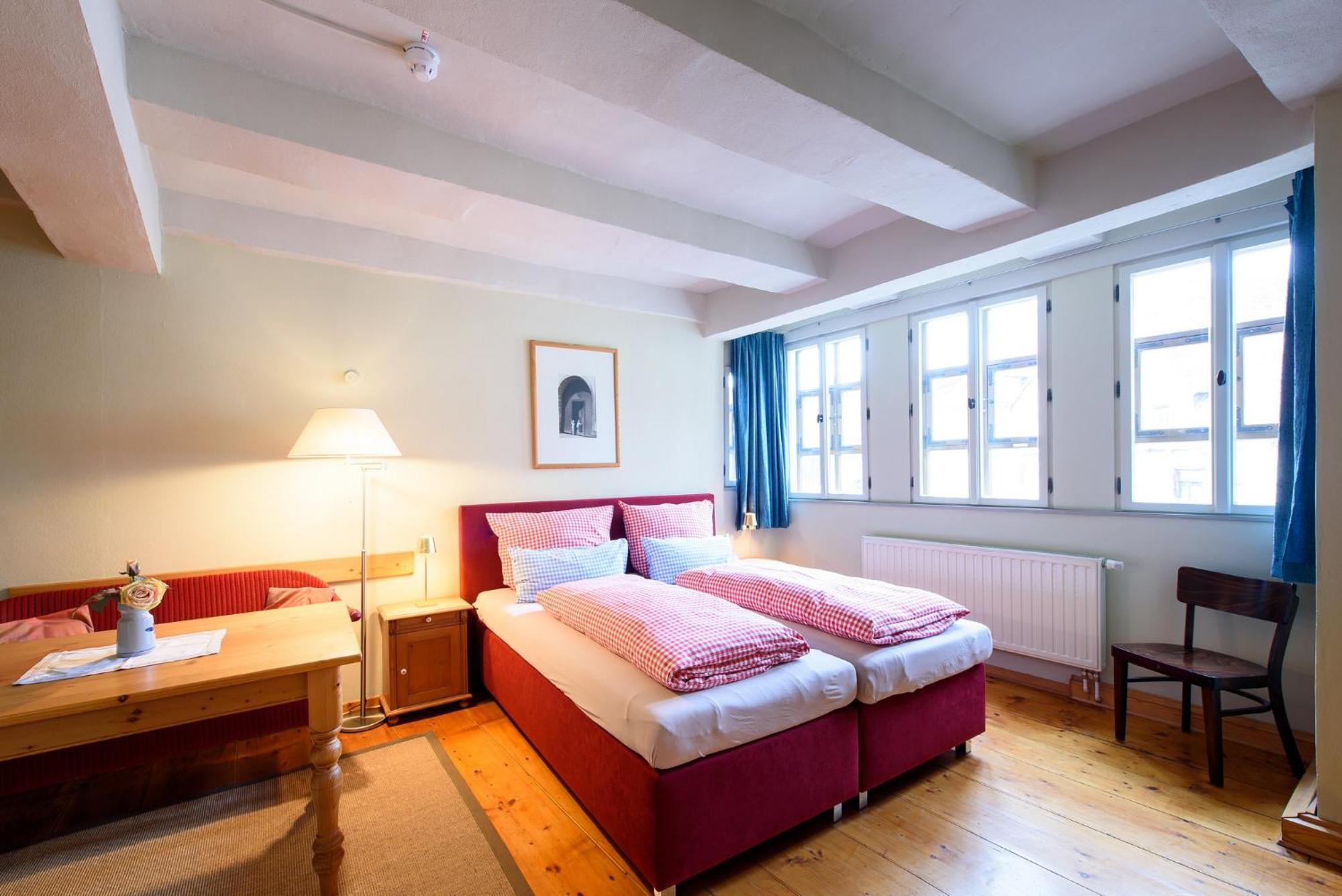 Hotel Pension St Nikolai クヴェードリンブルク エクステリア 写真